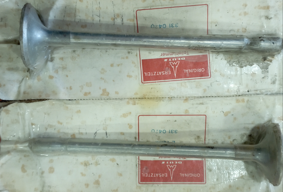 Valvole motori DEUTZ MAH 914 codice 331 0420