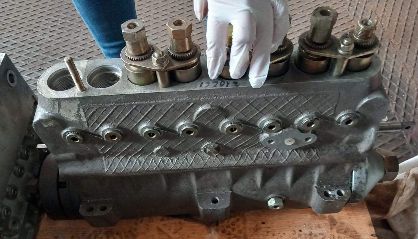 Pompa iniezione originale Bosch 8 pompanti NUOVA