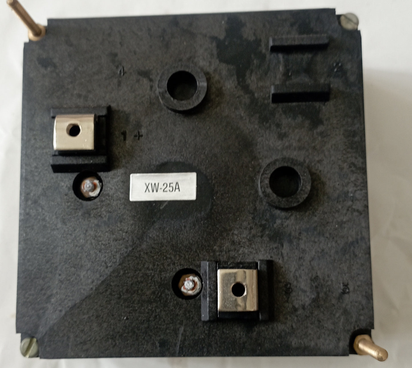 Amperometro analogico da 0 a 20