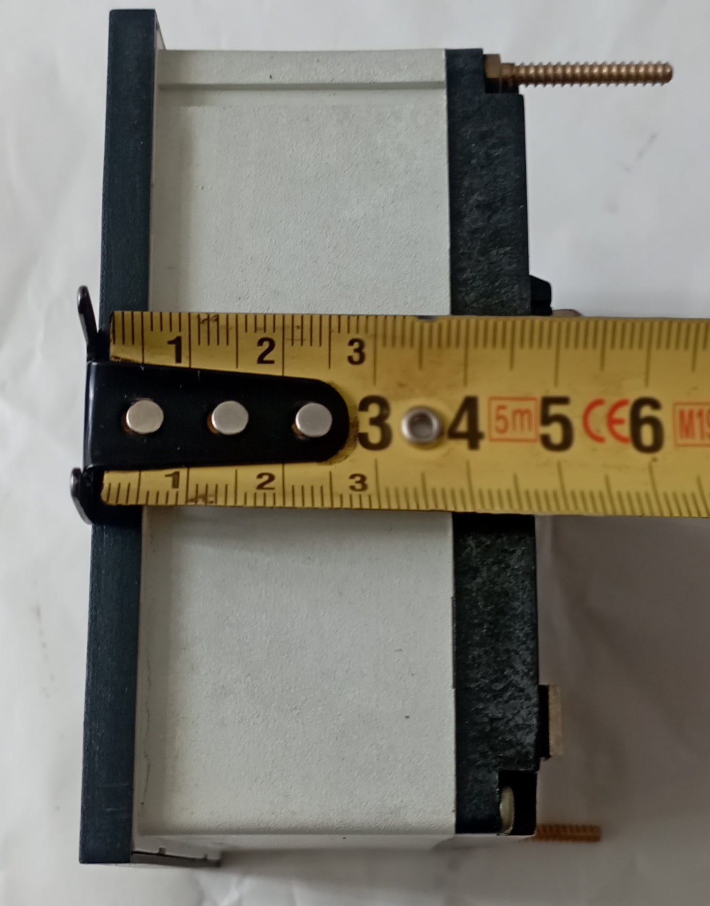 Amperometro analogico da 0 a 20