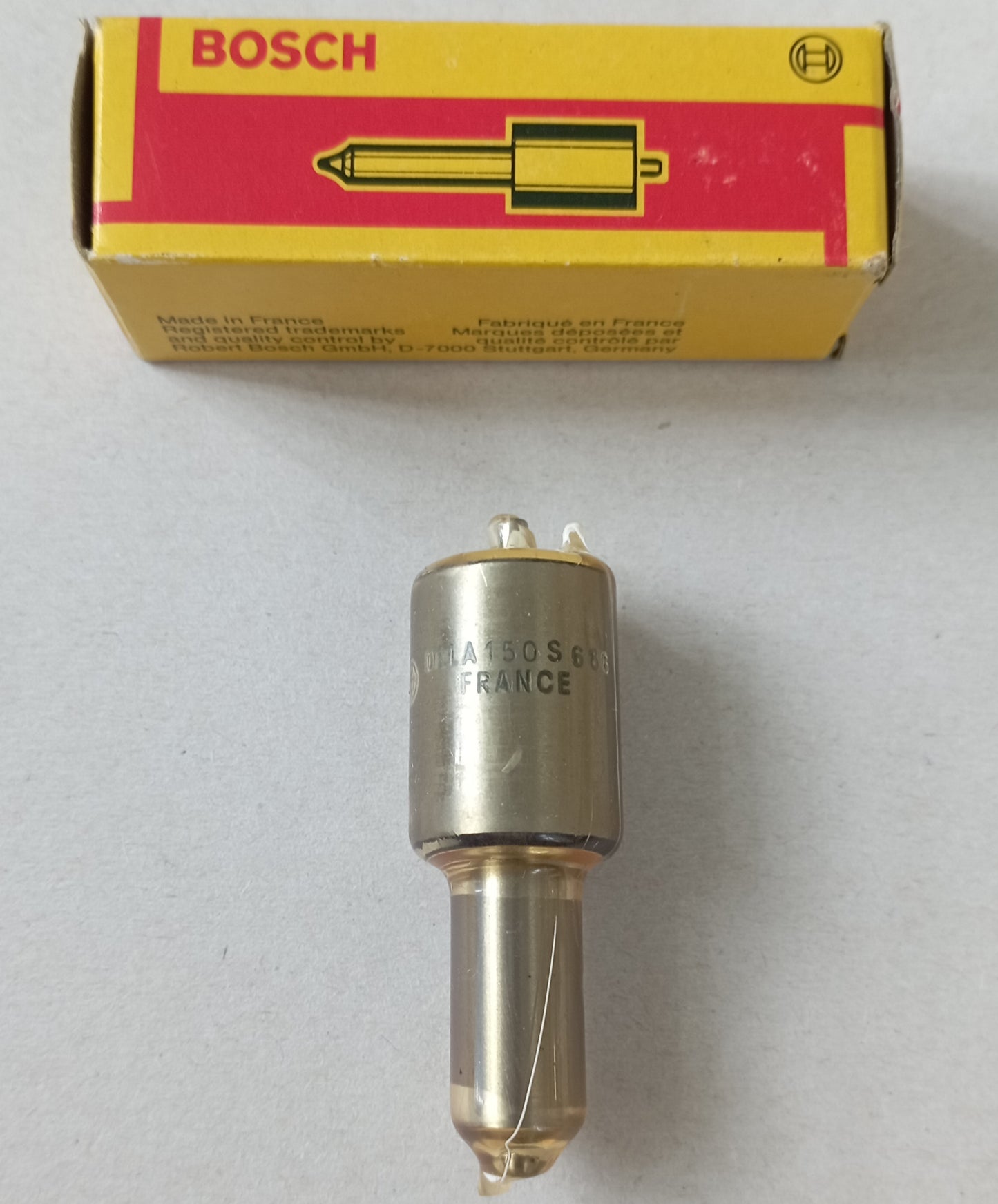 BOSCH Iniettore Diesel, Polverizzatore a foro cieco Diesel per la tua auto o motore marino DLLA 150 S 666 0 433 271 327