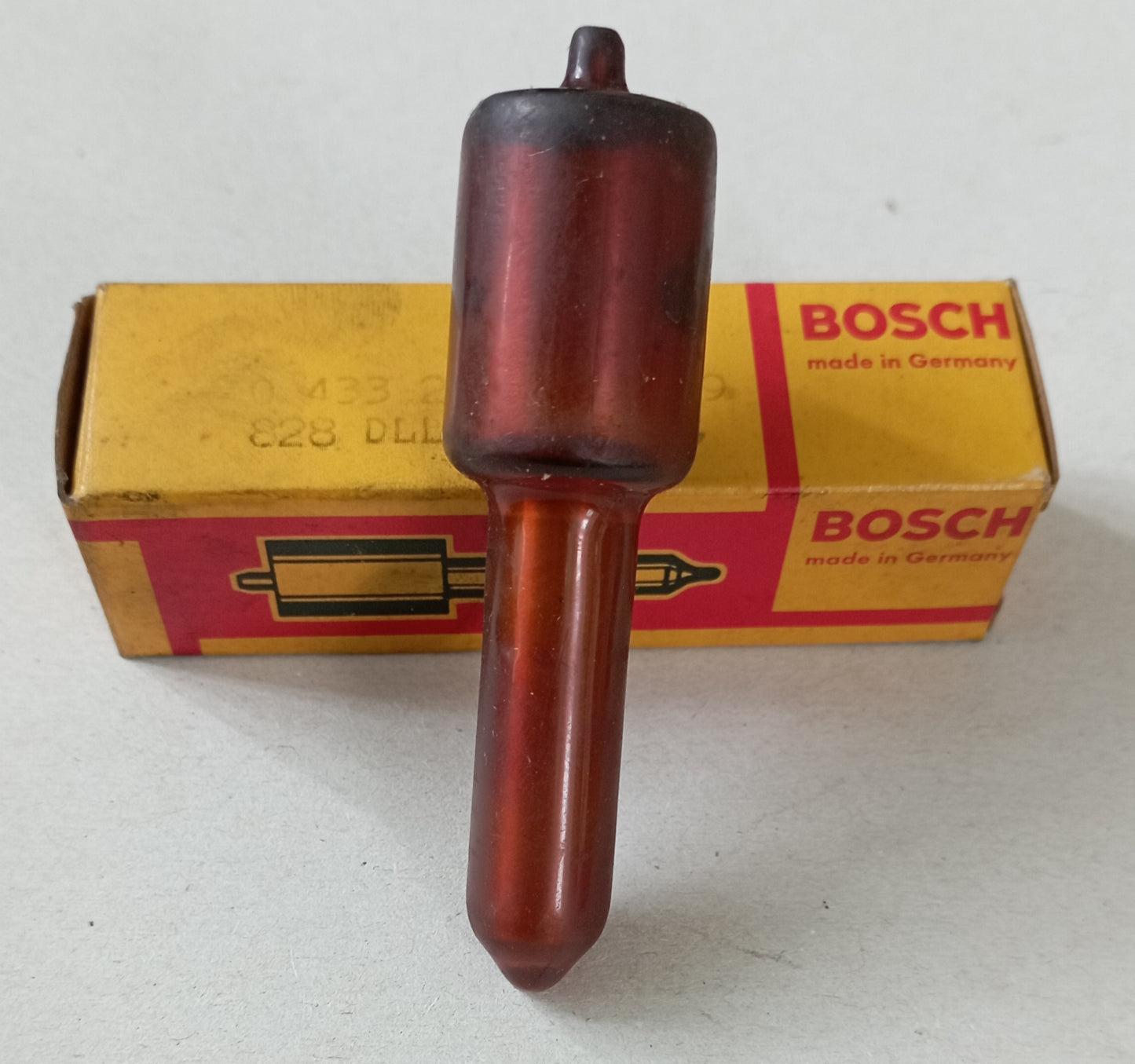 BOSCH 0 433 271 255 Iniettore
Diesel, Polverizzatore a foro cieco
Numero articolo: 0 433 271 255
EAN: 4047024525160