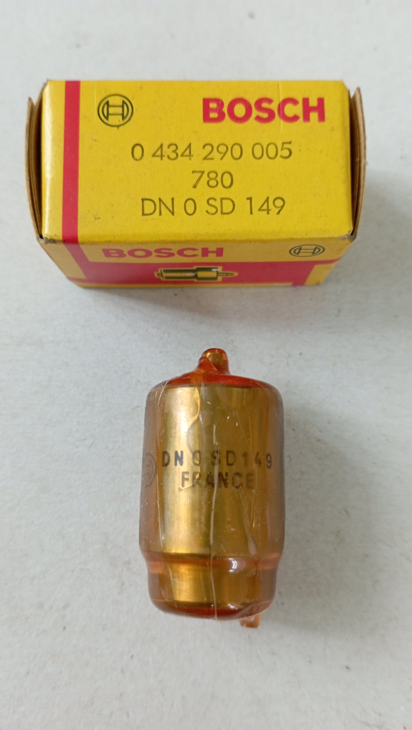 BOSCH 0 434 290 005 Iniettore
Diesel, Polverizzatore a pernetto standard
Numero articolo: 0 434 290 005
EAN: 3165142576206