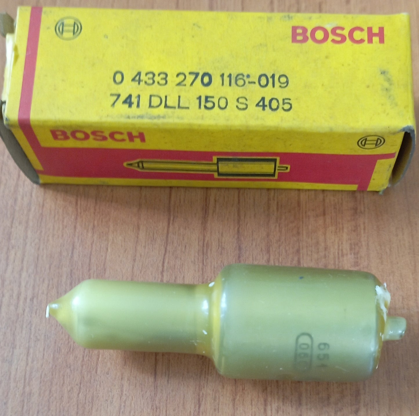 BOSCH 0 433 270 116-019 Iniettore
Diesel, Polverizzatore a foro cieco