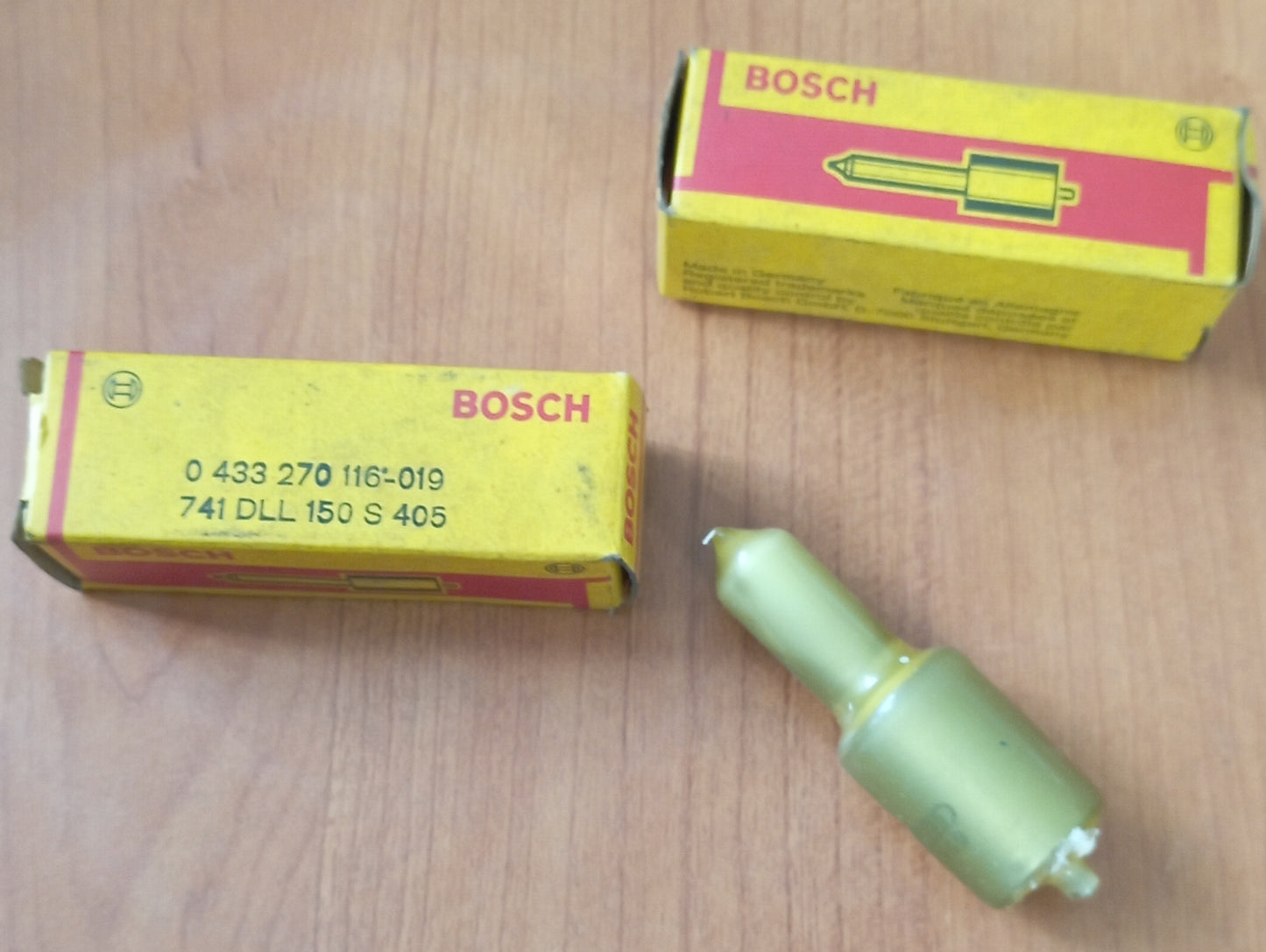 BOSCH 0 433 270 116-019 Iniettore
Diesel, Polverizzatore a foro cieco