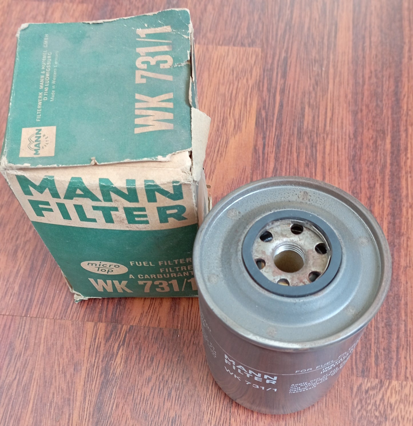 MANN-FILTER WK 731/1 Filtro carburante
Filtro ad avvitamento
Numero articolo: WK 731/1
EAN: 2049641040000