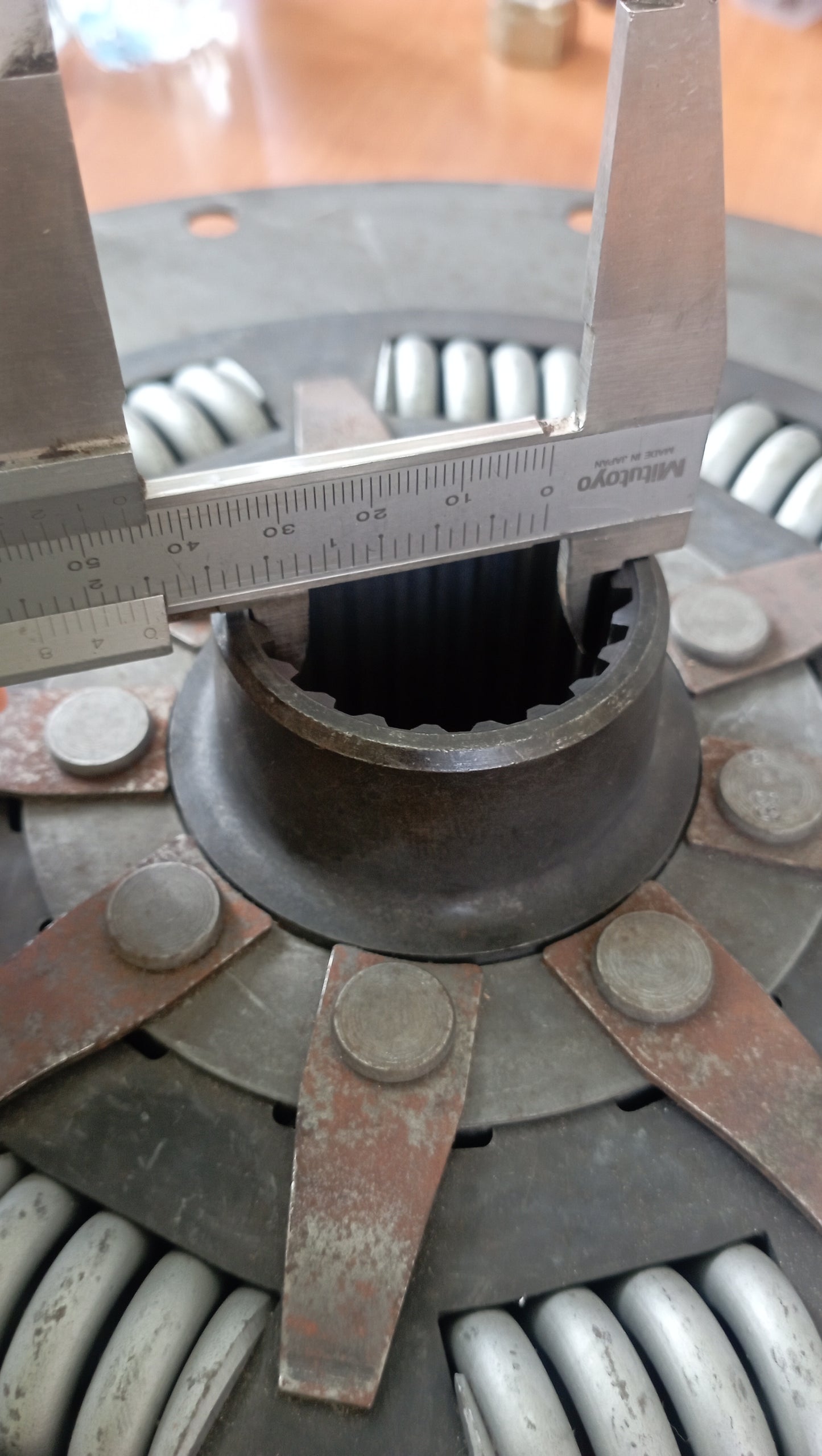 Giunti parastrappi - Ammortizza torsione, Frizione SACHS 1866 999 008