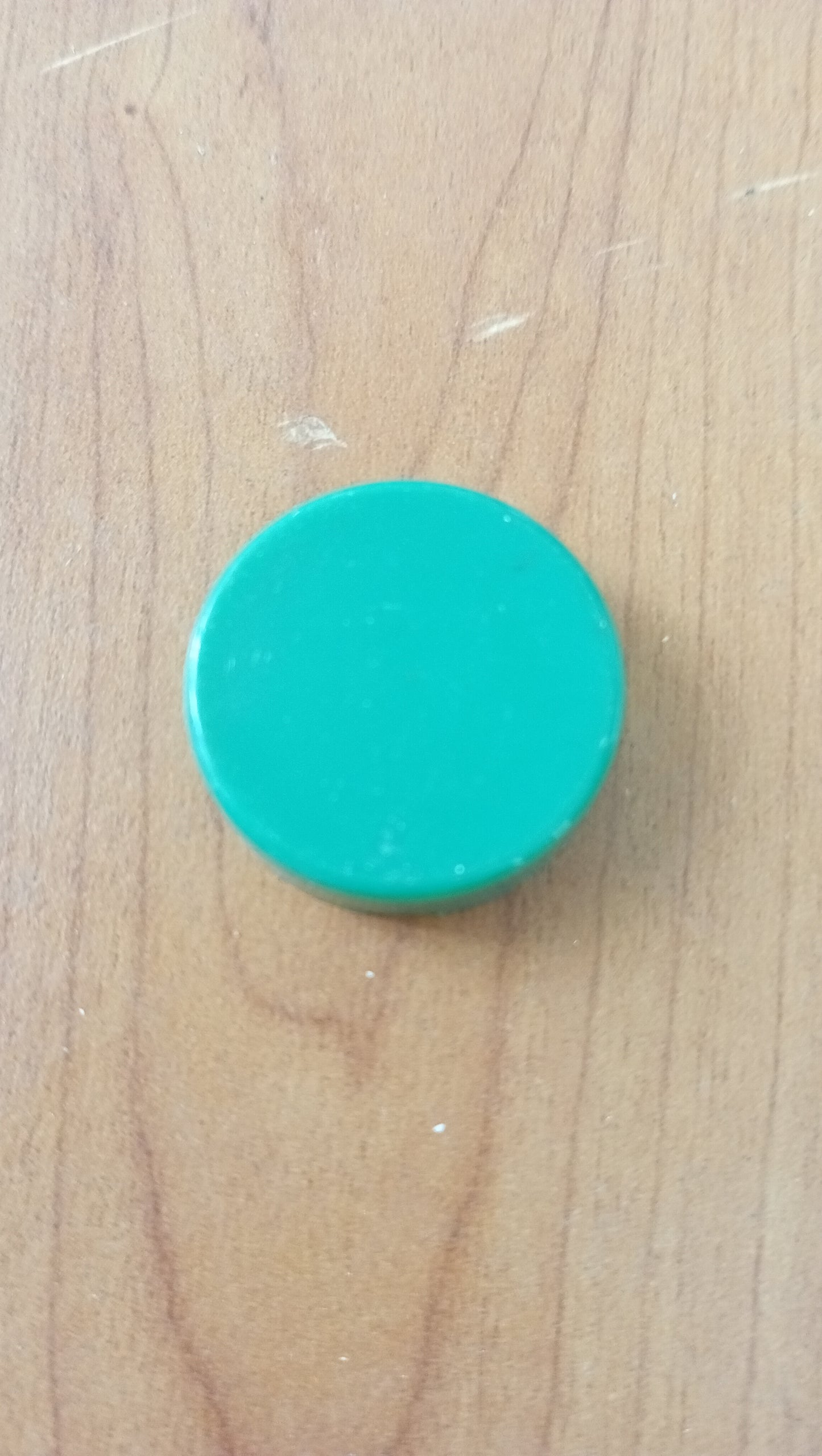 Bottone verde, senza guardia marchio CEMA