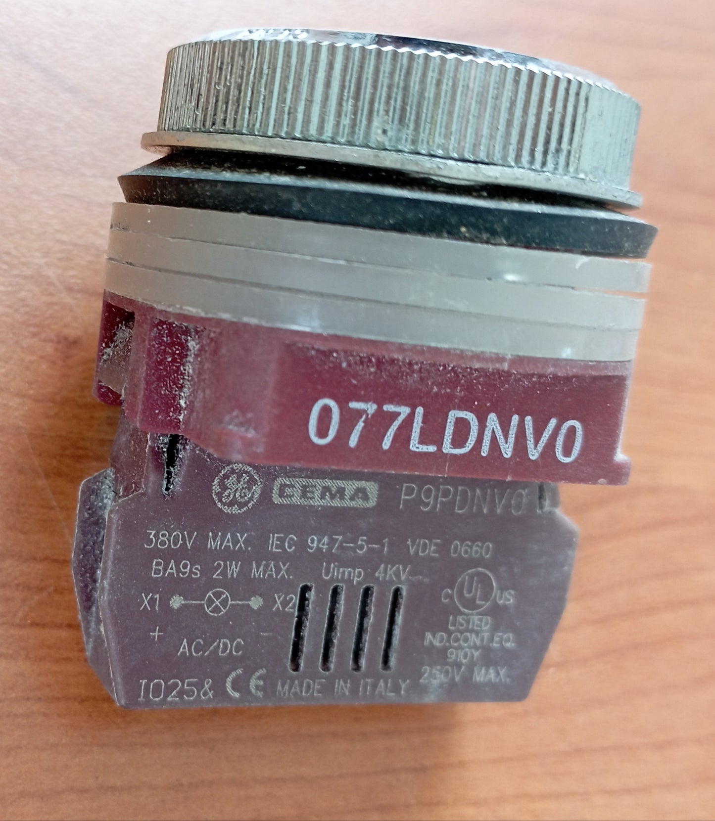 Cema (General Electric)
Prodotto -077LDNV0 PORTALAMPADA MULTITENSIONE, COMPRENSIVO DI CONTATTO CEMA