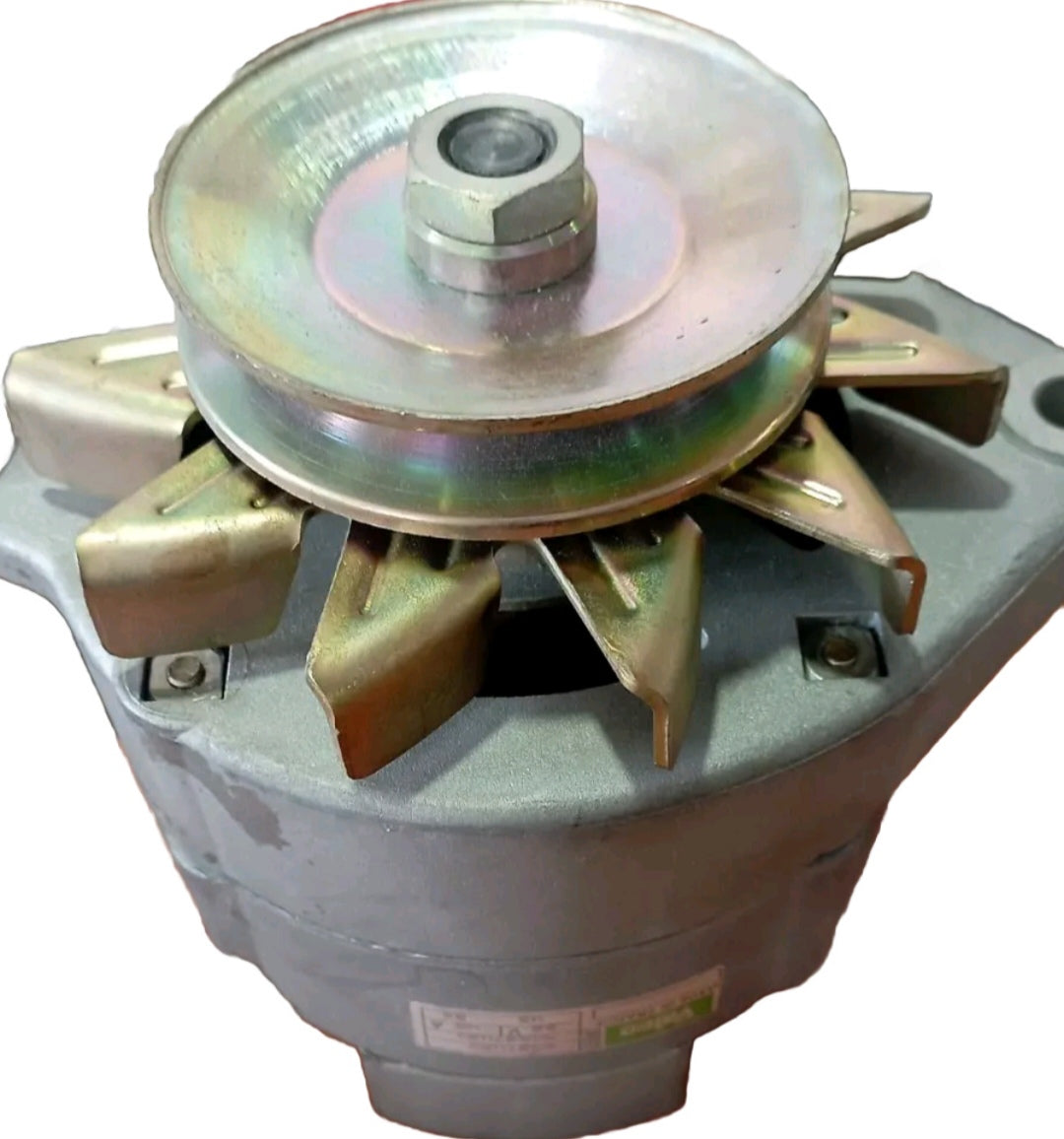ALTERNATORE Valeo 2937430, 9AR3743G
28V 45Amp comprensivo di puleggia e rotazione a sinistra