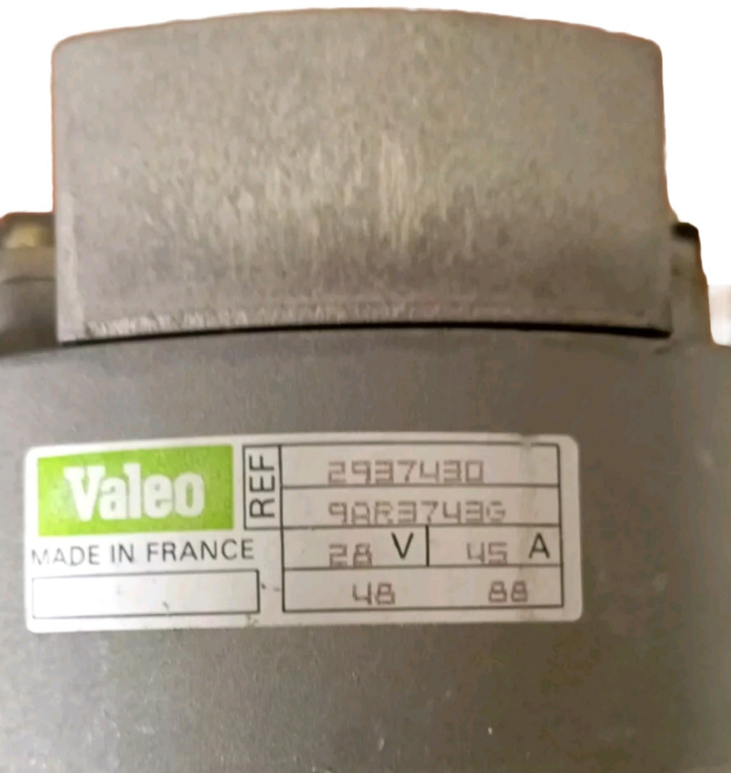 ALTERNATORE Valeo 2937430, 9AR3743G
28V 45Amp comprensivo di puleggia e rotazione a sinistra