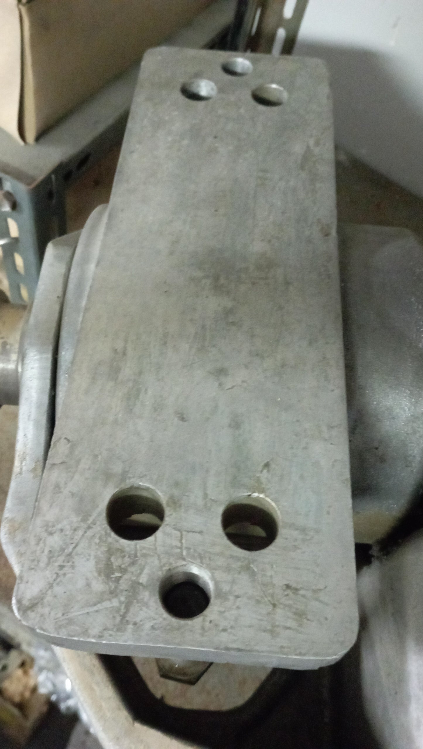 Blocco completo per invertitori ZF completo, composto da: supporto cuscinetto, cappello cuscinetto, perno cuscinetto.