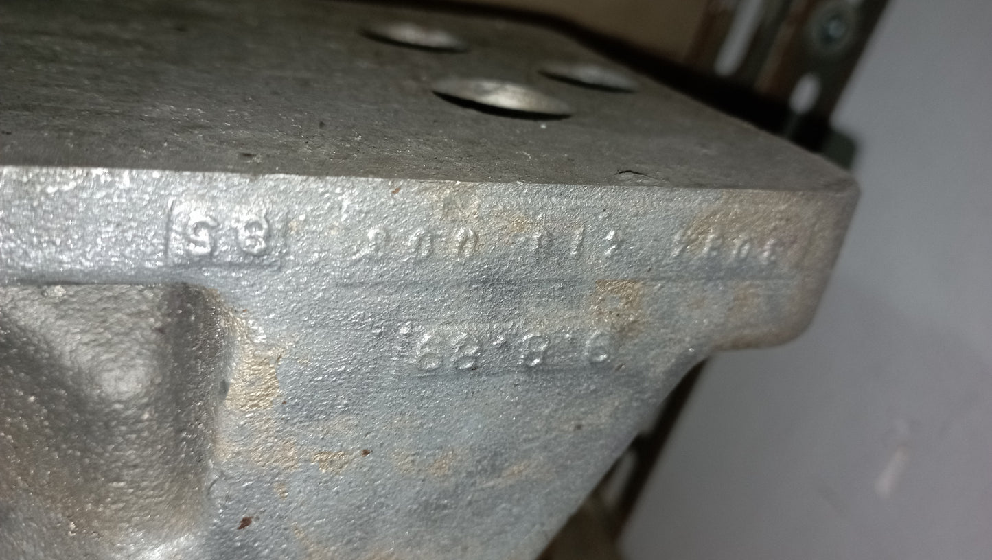 Blocco completo per invertitori ZF completo, composto da: supporto cuscinetto, cappello cuscinetto, perno cuscinetto.