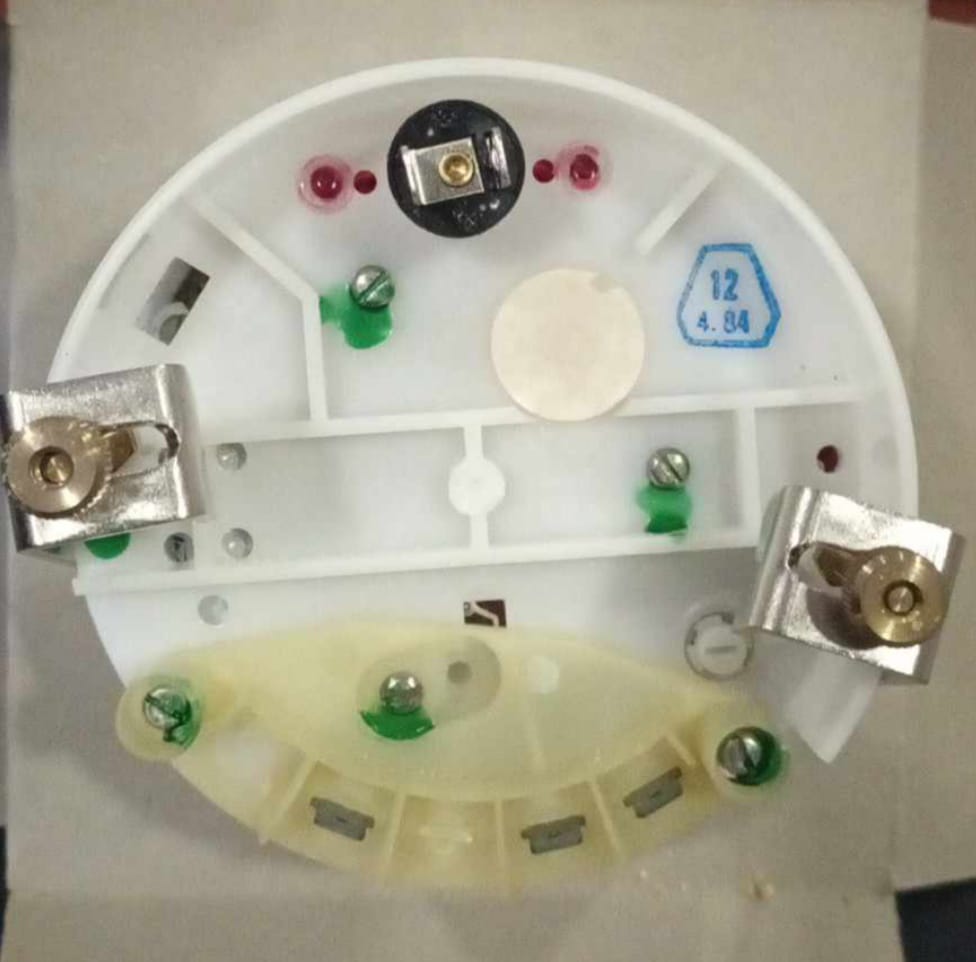 VDO Contagiri 0 - 4000 GIRI comprensivo di contaore 24 V in scatola originale