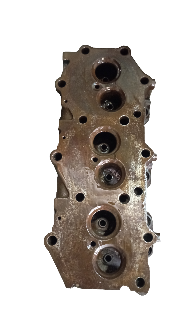 Testate usata in buone condizioni per motori marini e industriali Isotta Fraschini serie ID32