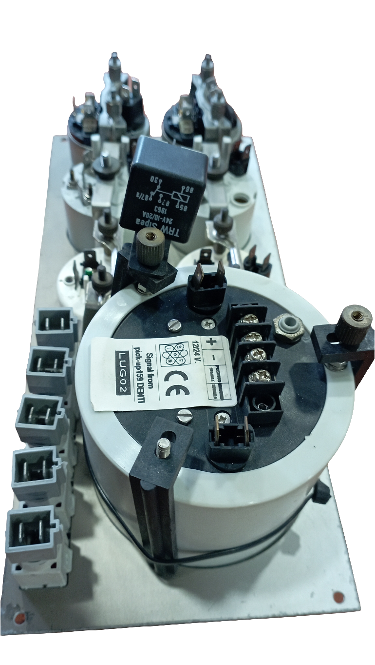 Quadro elettrico strumentazione, originale Isotta Fraschini 24 volts