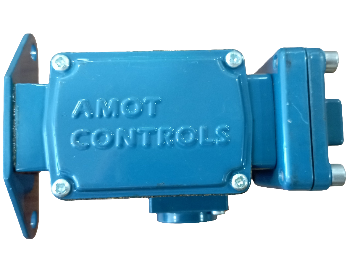 Pressostato AMOT CONTROLS 0,2 BAR MODELLO 4140CR1E19AA0-EE