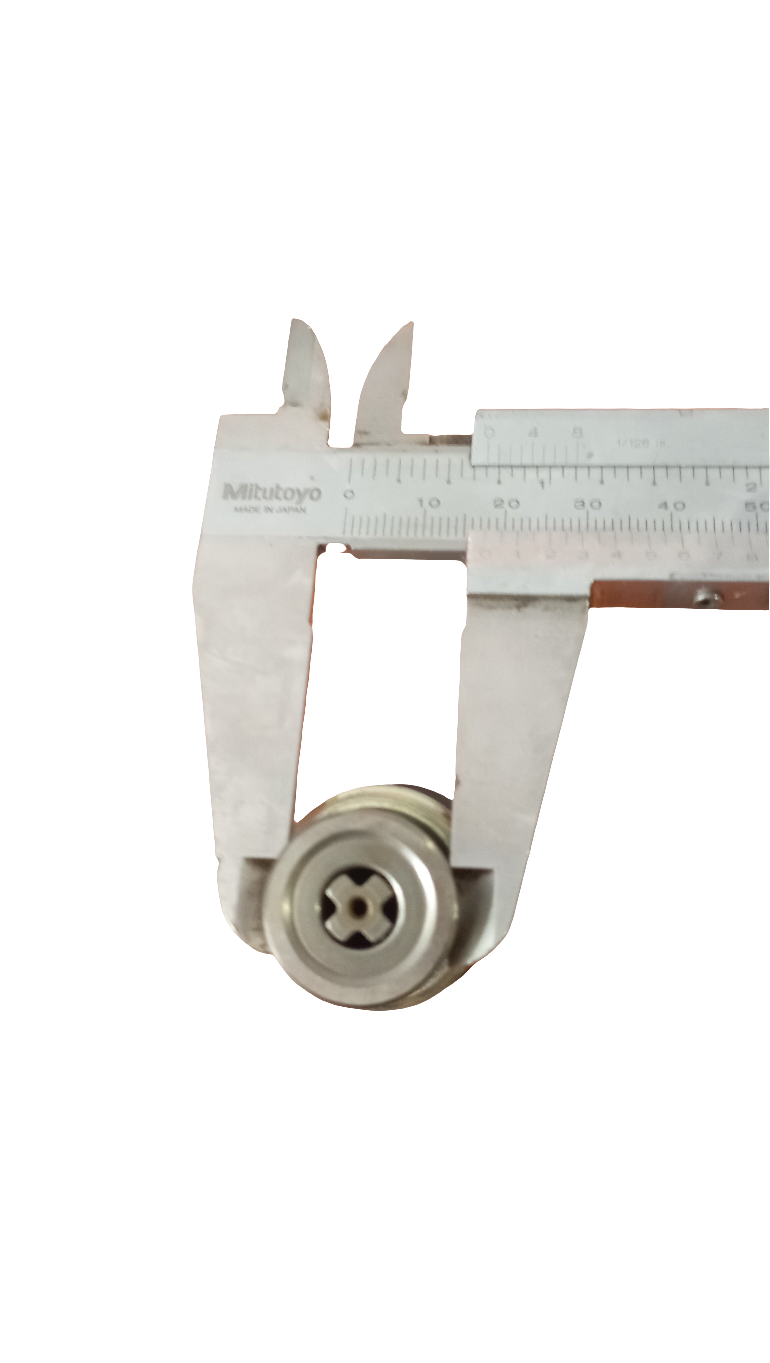 Valvola per pompa iniezione comprensiva di valvola con comando a pressione