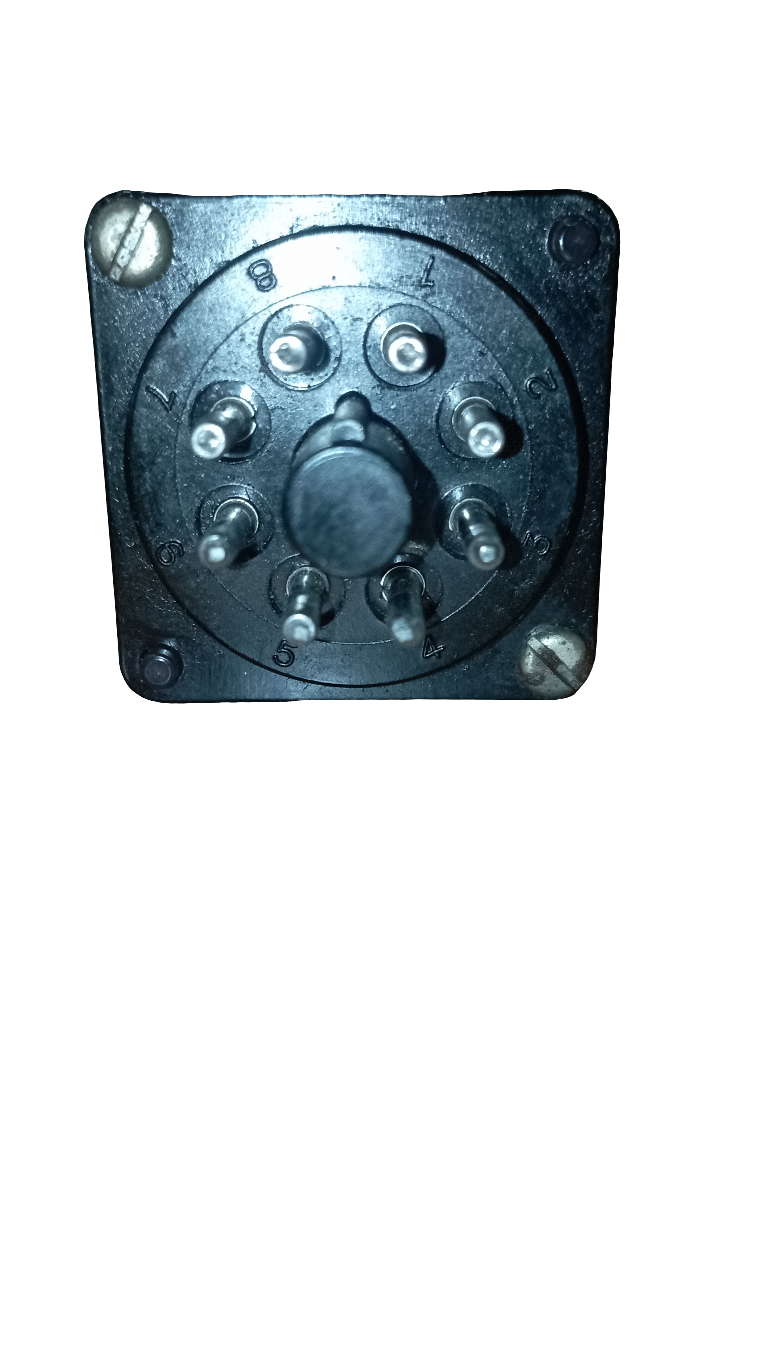 Relè marchio FEME con 2 contatti in scambio