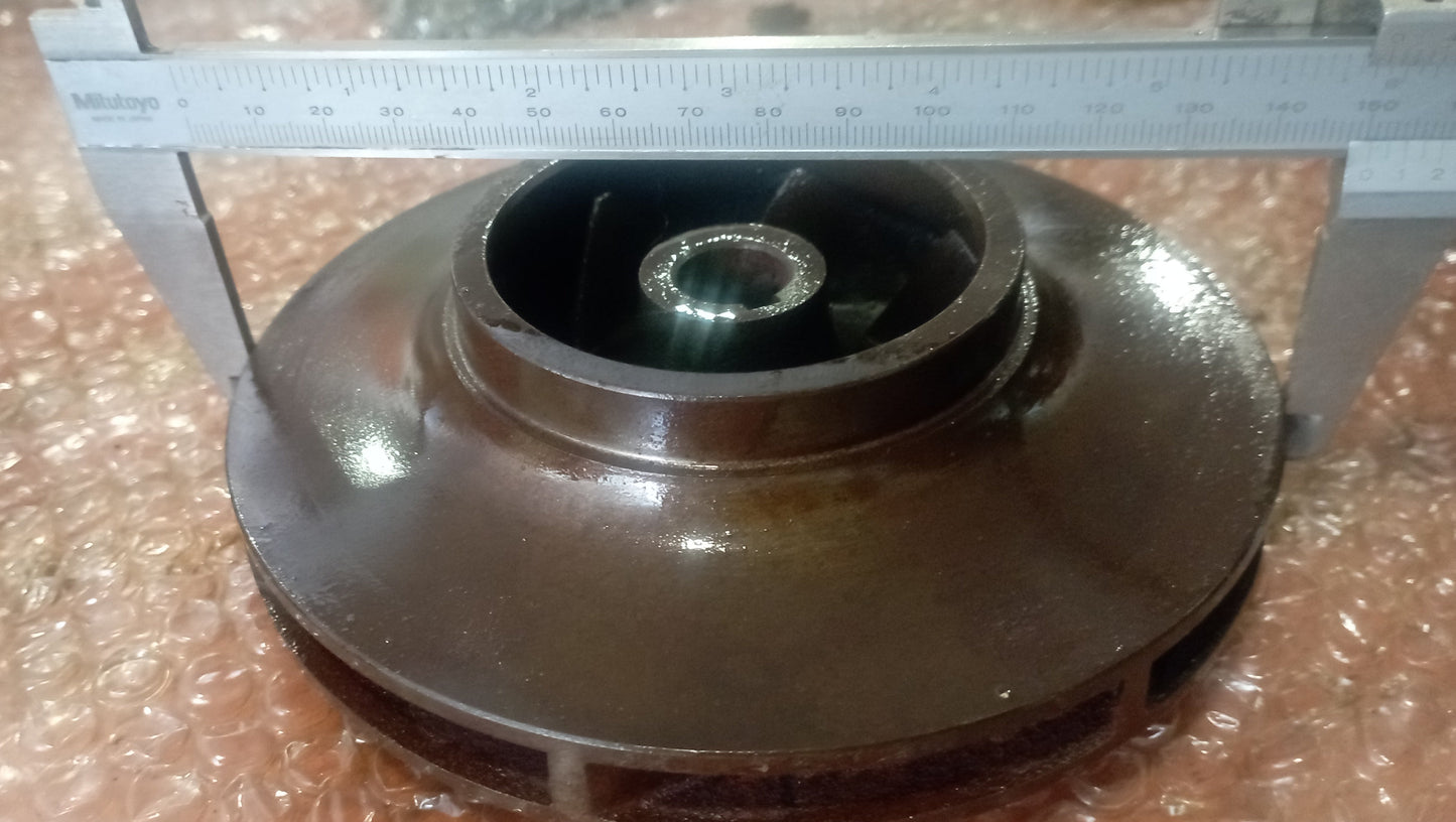 Girante in ghisa per pompa acqua motori MWM, DEUTZ 1