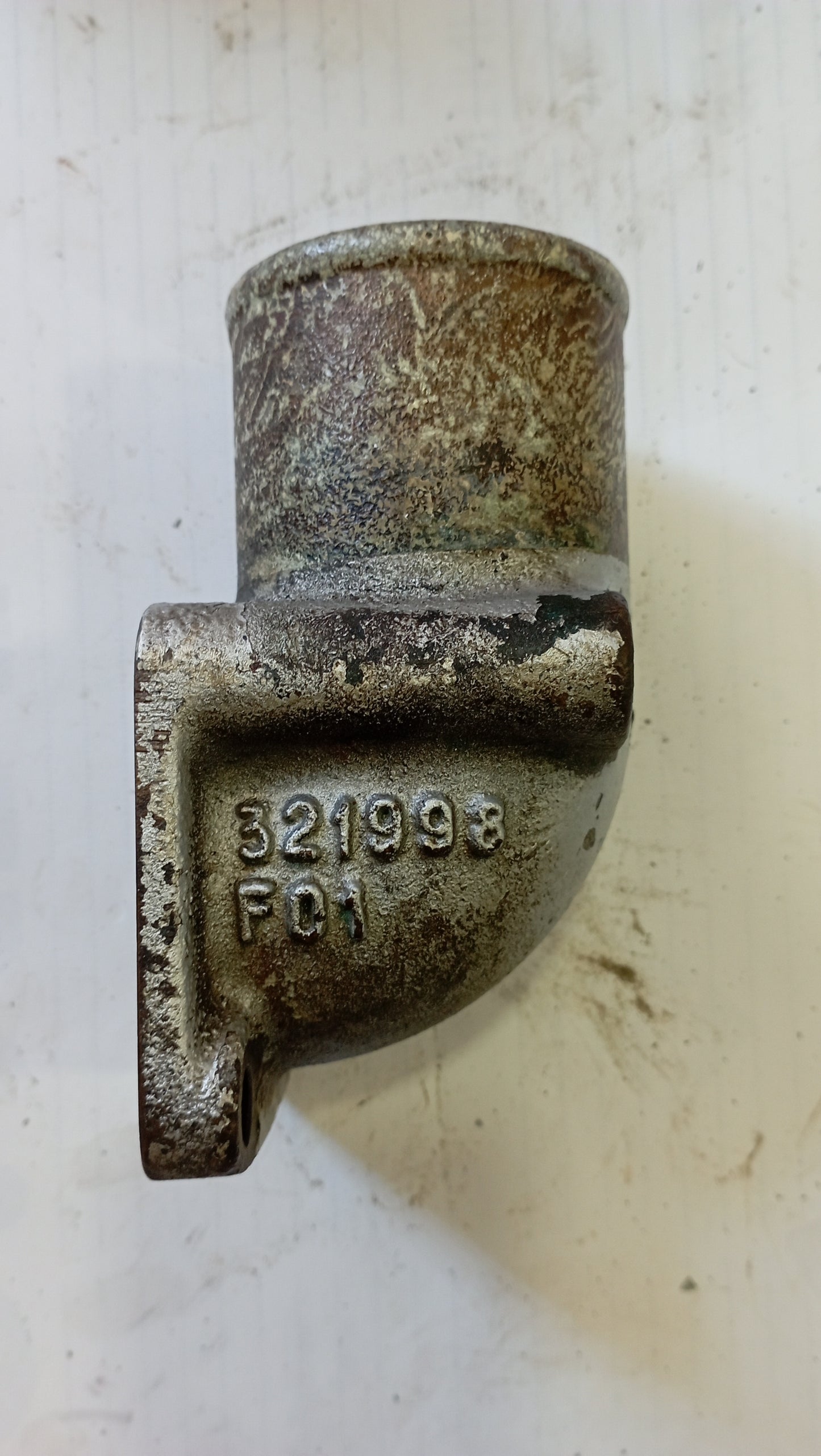 Branchetto passaggio acqua motori Isotta Fraschini