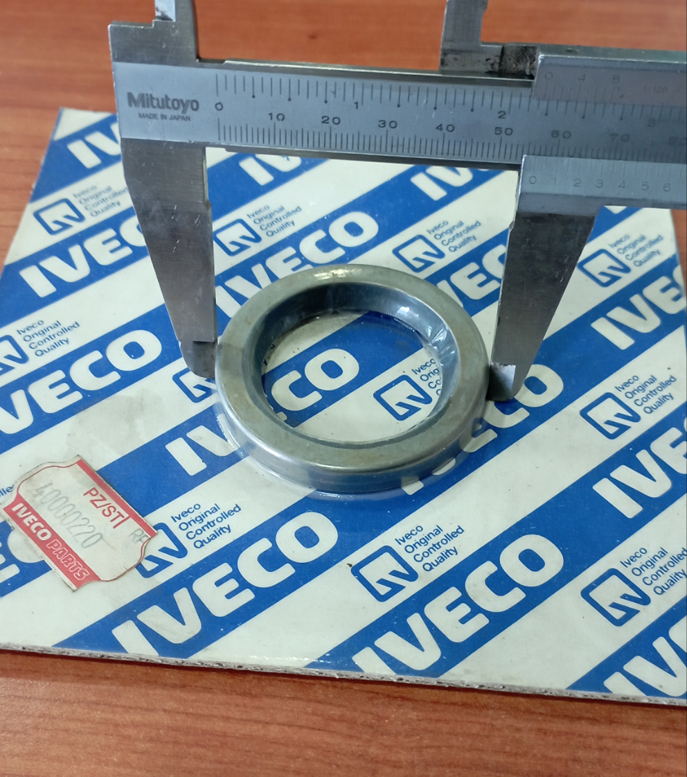 Paraolio originale Iveco codice 40000220