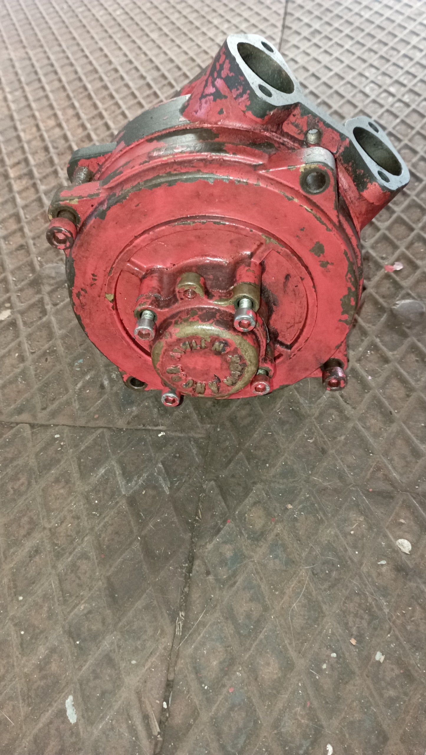 Pompa acqua mare IVECO 828