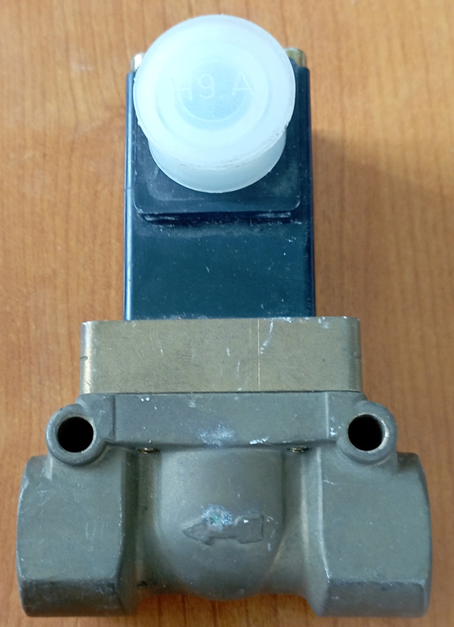 Elettrovalvola NC Burkert, 50 bar max, 2 porte , 230 V c.a., 1/2poll