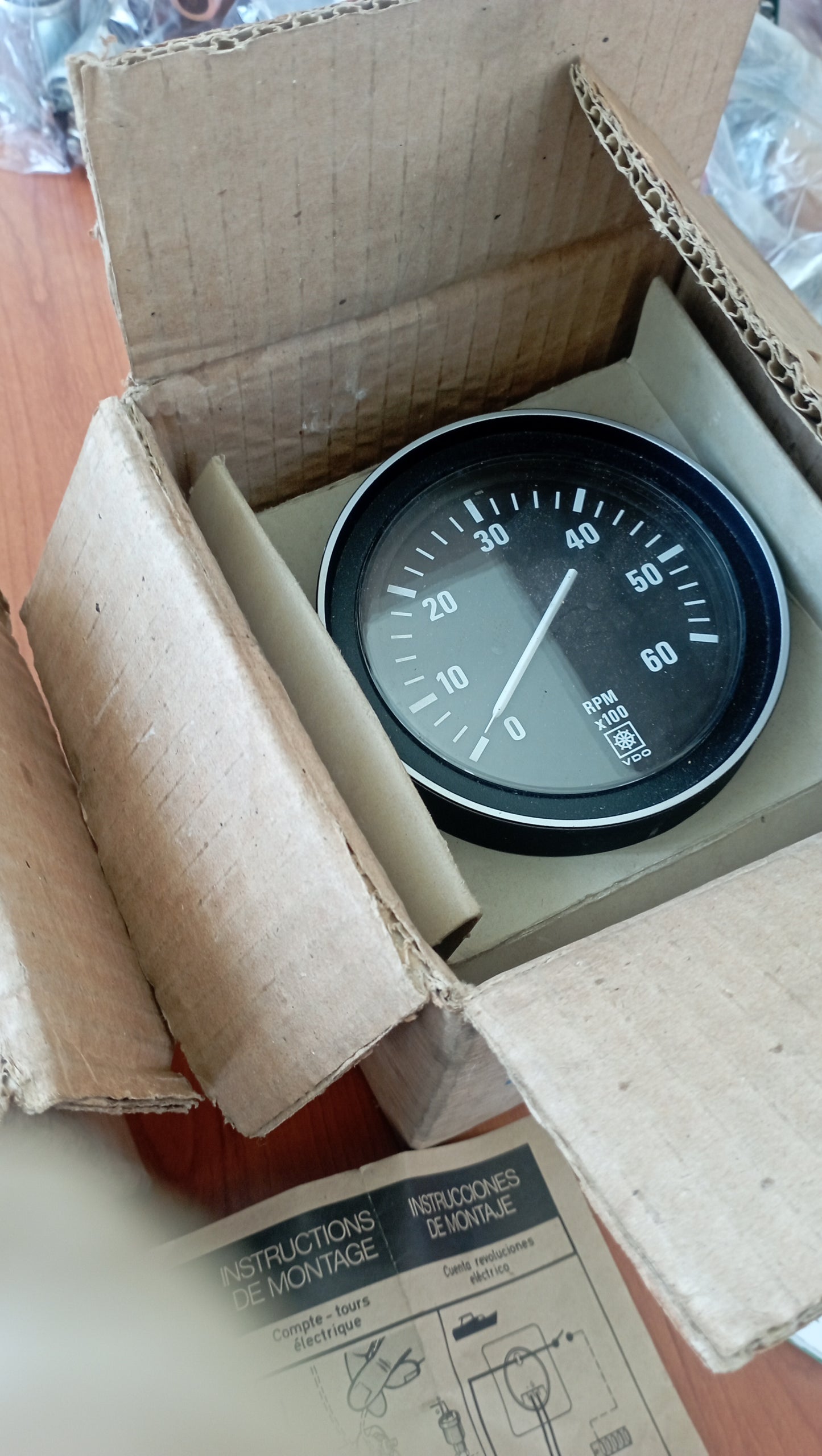 Contagiri originali VDO per Iveco