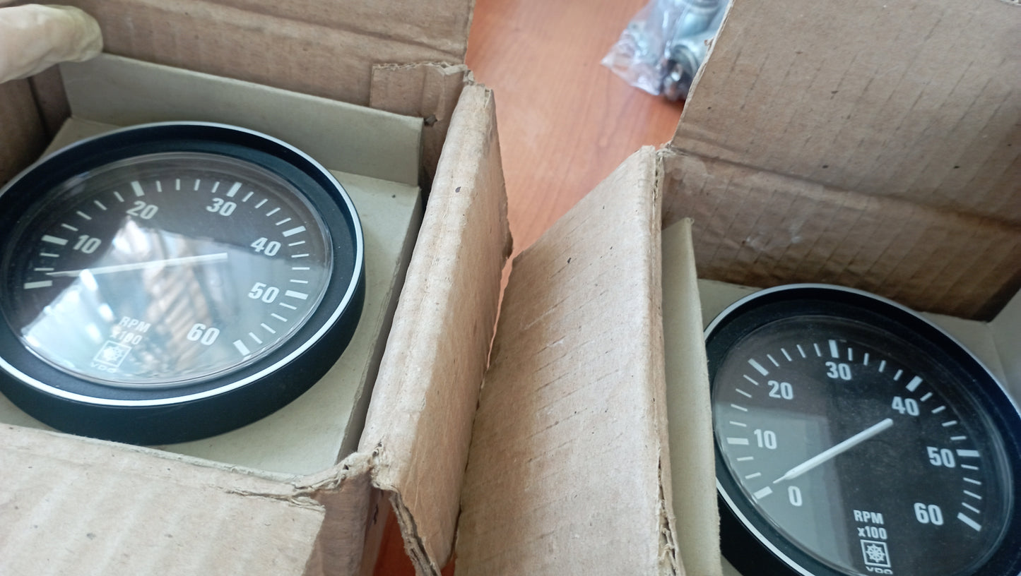 Contagiri originali VDO per Iveco