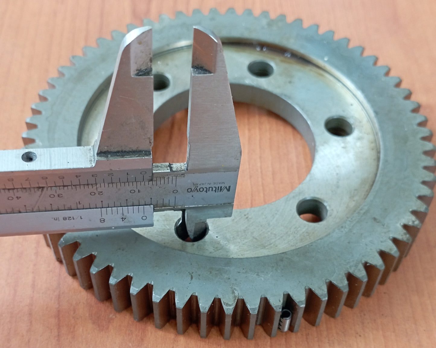 Ingranaggio di ingresso z62 zf
comprensivo di 6 prigionieri