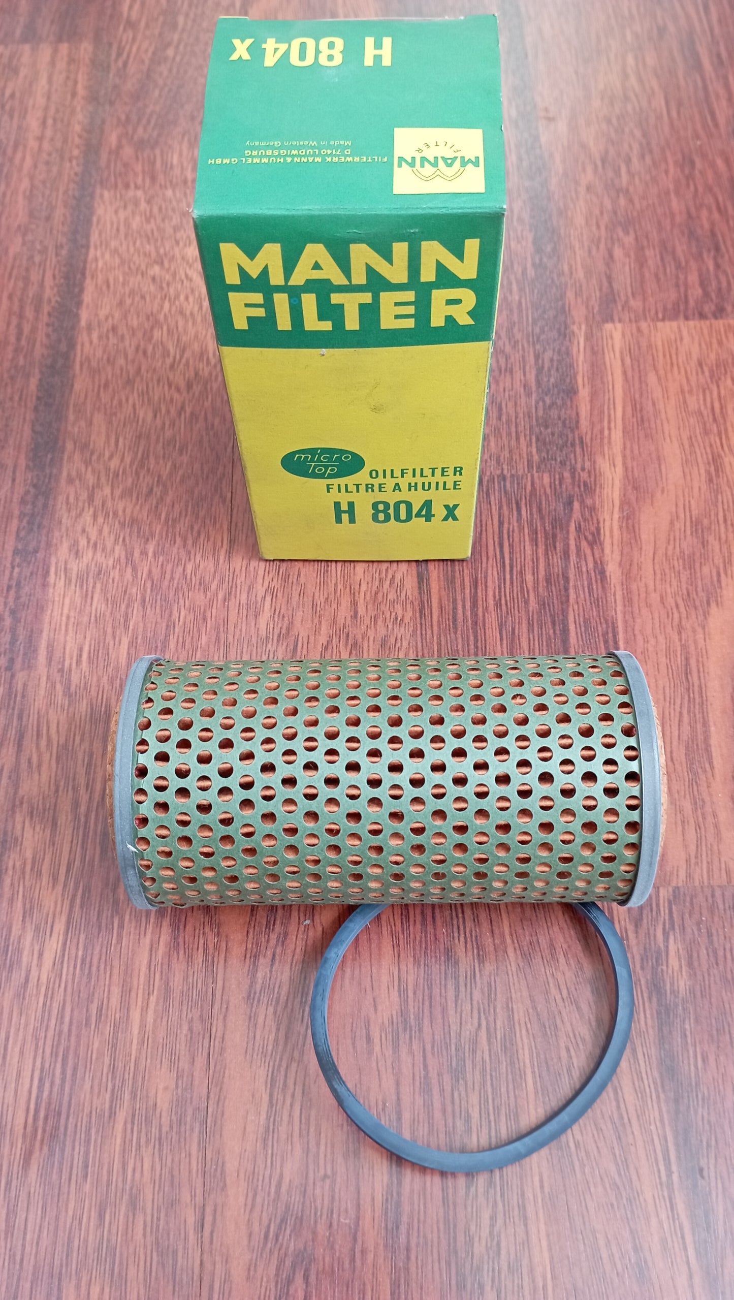 MANN-FILTER H 804 x Filtro olio
con guarnizione, Cartuccia filtro
Numero articolo: H 804 x
EAN: 4011558252809