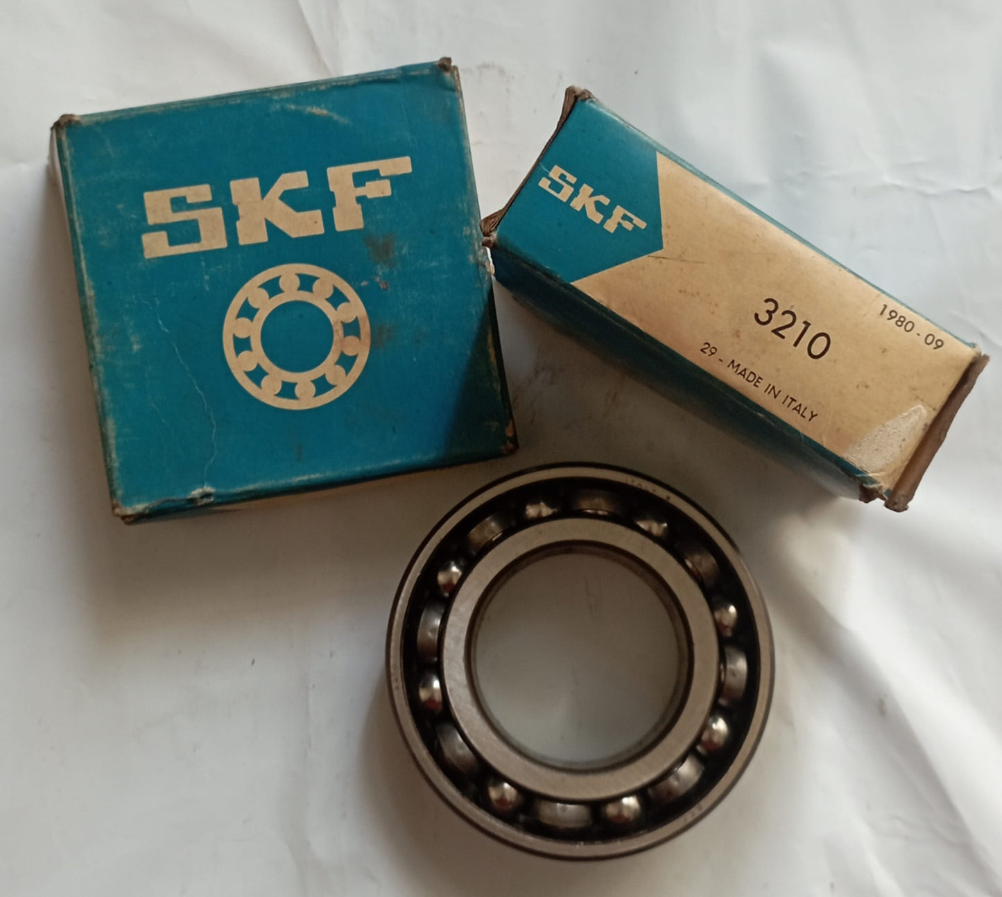 CUSCINETTO 3210 SKF
