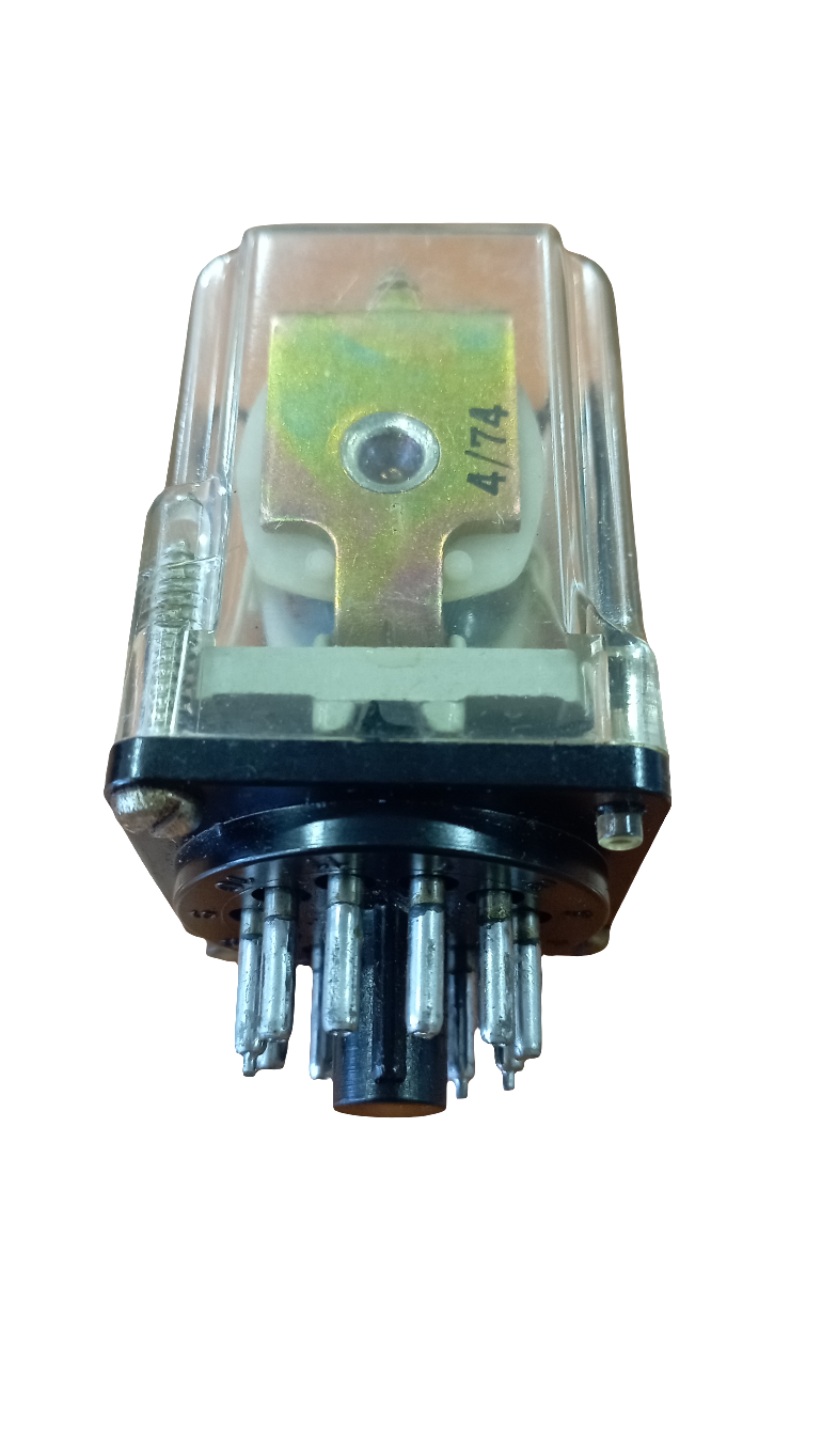 Relè marchio FEME con 3 contatti in scambio 24V