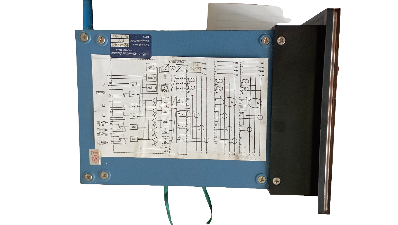 Relè di sovracorrente nuovo.