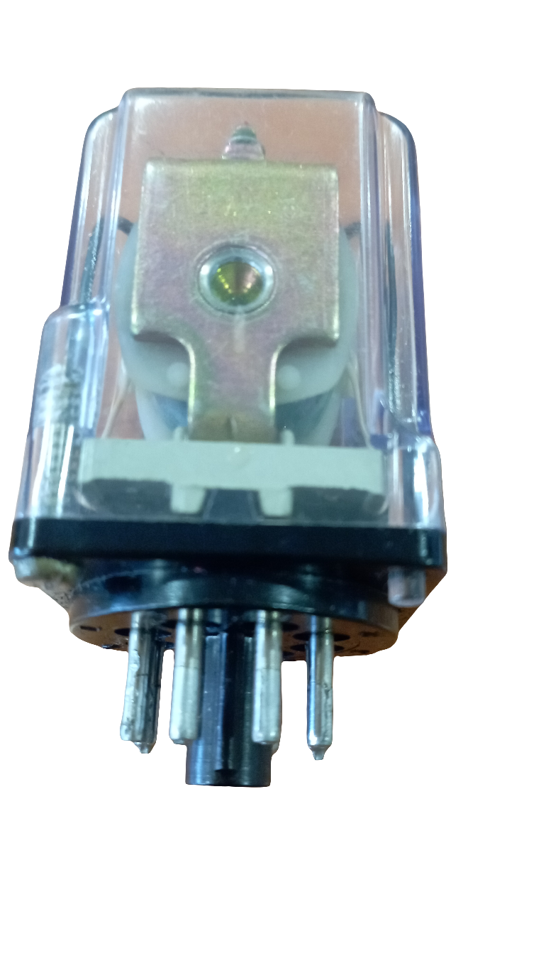 Relè marchio FEME con 2 contatti in scambio