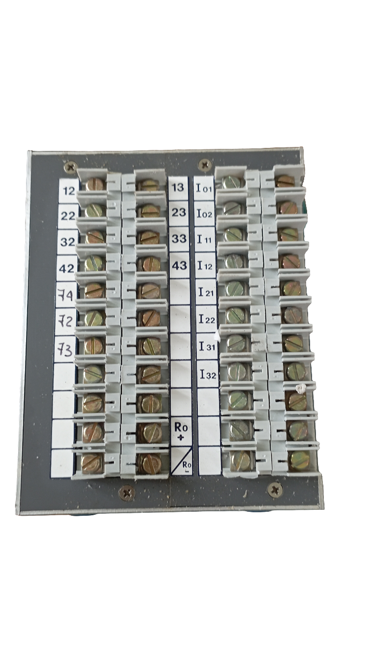 Relè di sovracorrente nuovo.