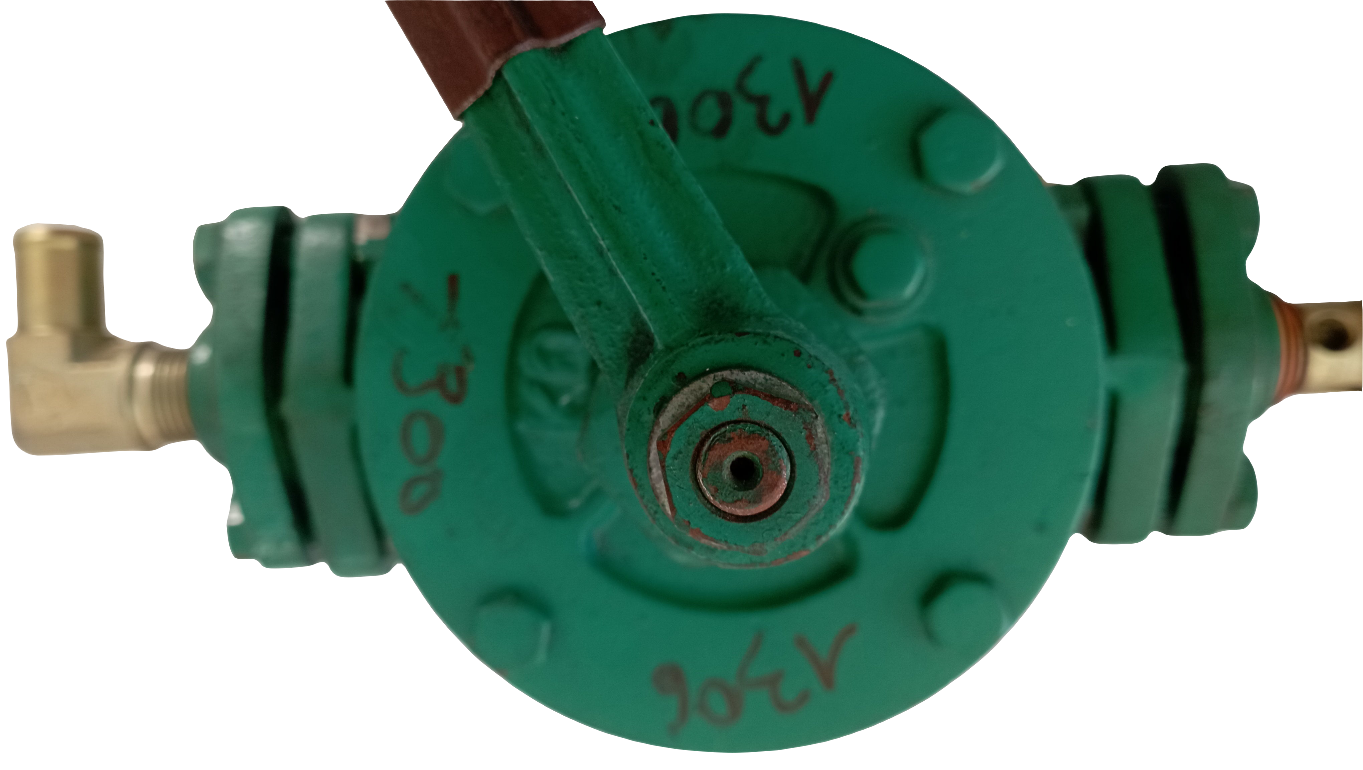 Pompa manuale per sostituzione olio motori Isotta Fraschini serie 1300