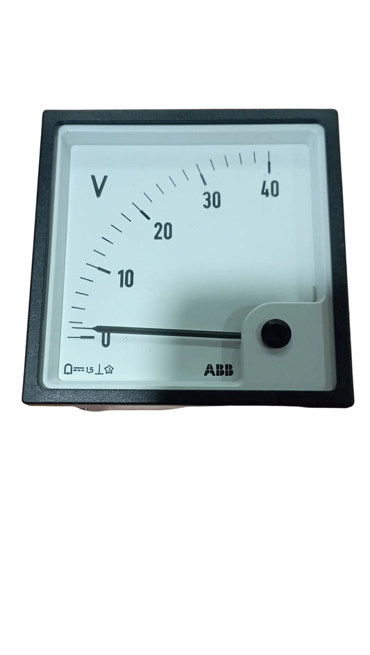 Voltometro analogico a bobina mobile marchio ABB da 0 a 40