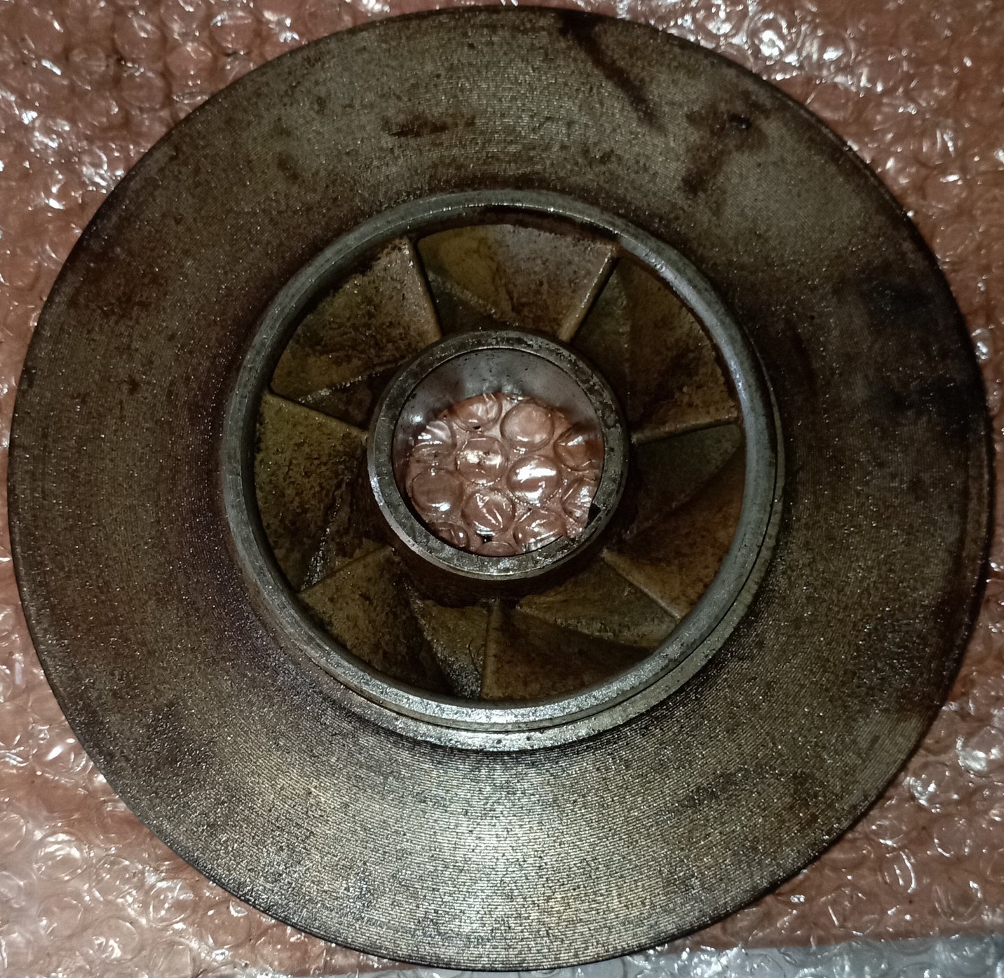 Girante in ghisa e acciaio per pompa acqua motori MWM, DEUTZ 4