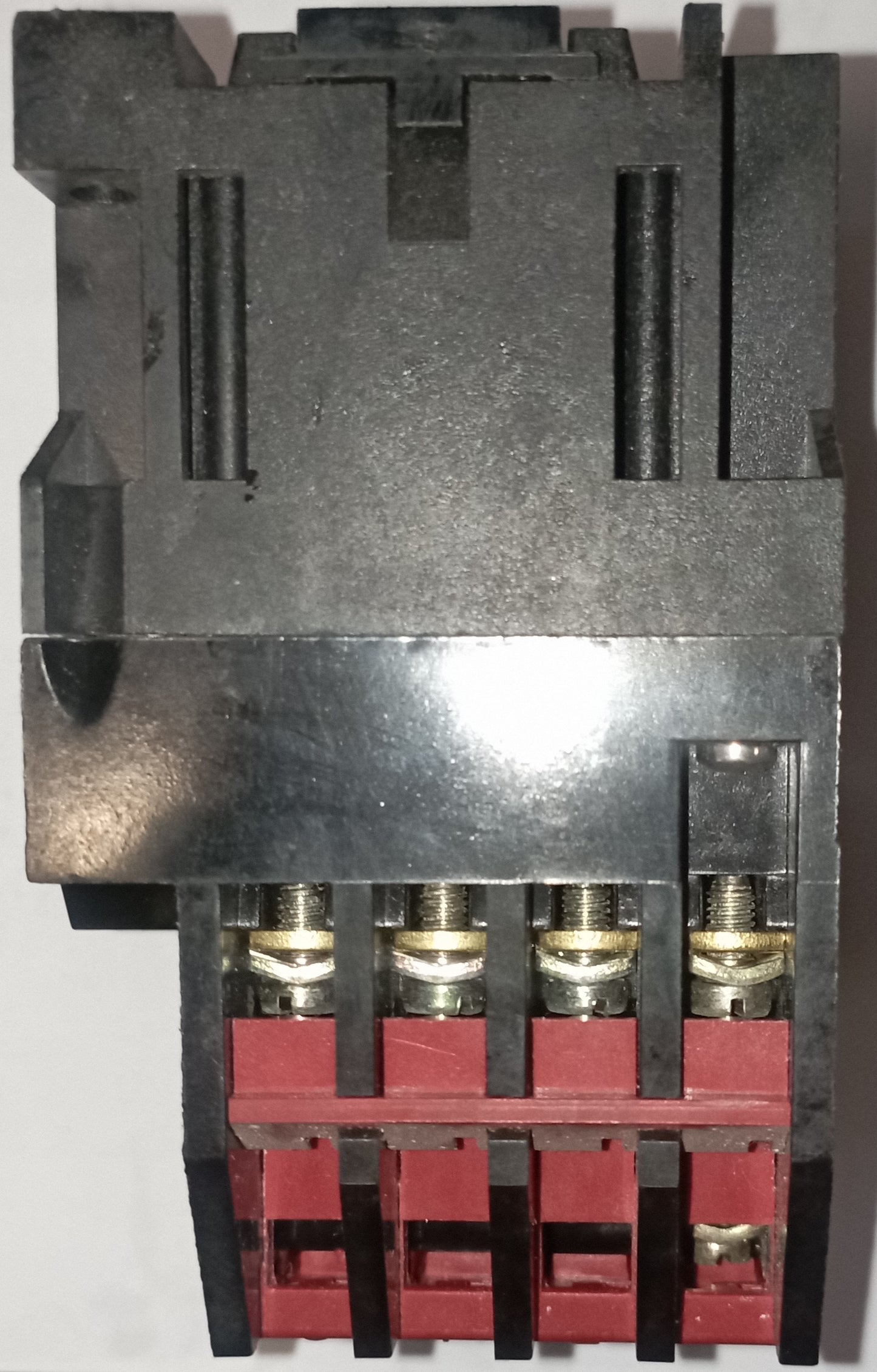 Contattore Audoli C1 
Tensione della bobina: 110 V a 50 Hz