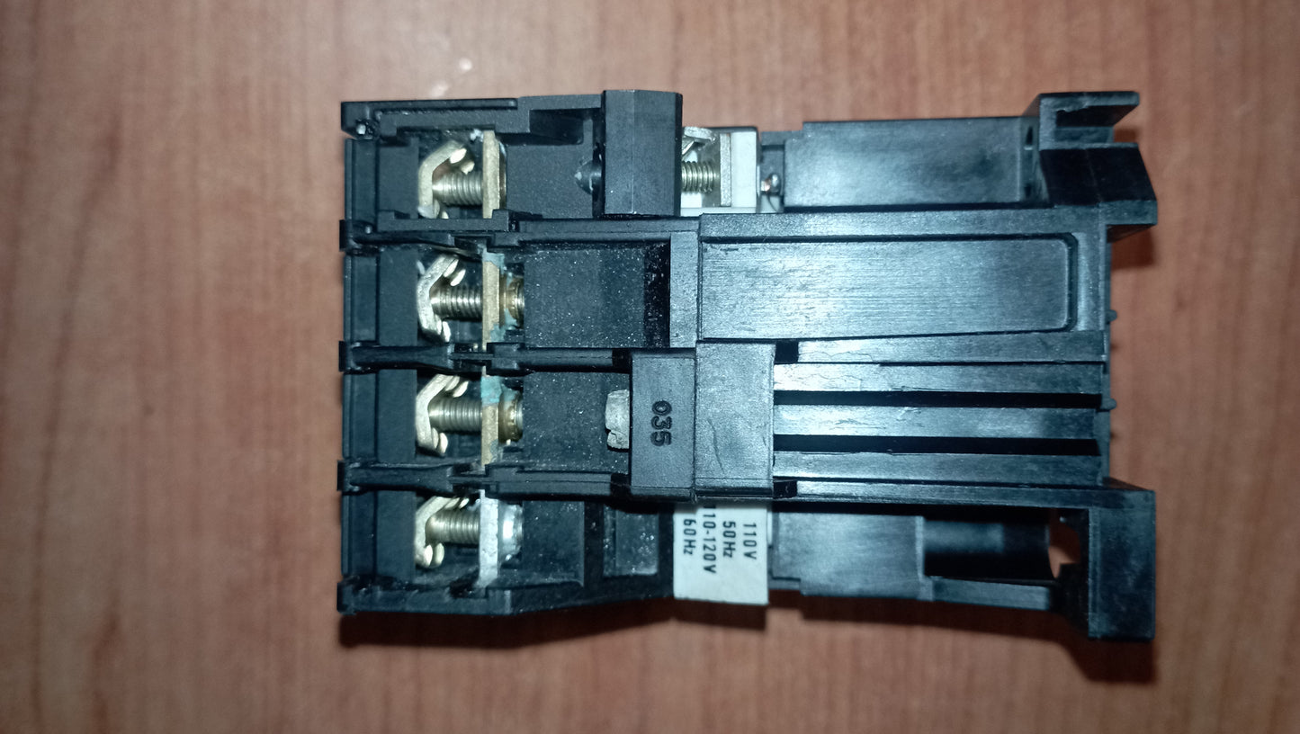 Contattore industriale TELEMECANIQUE LC1-D259 40A 660V