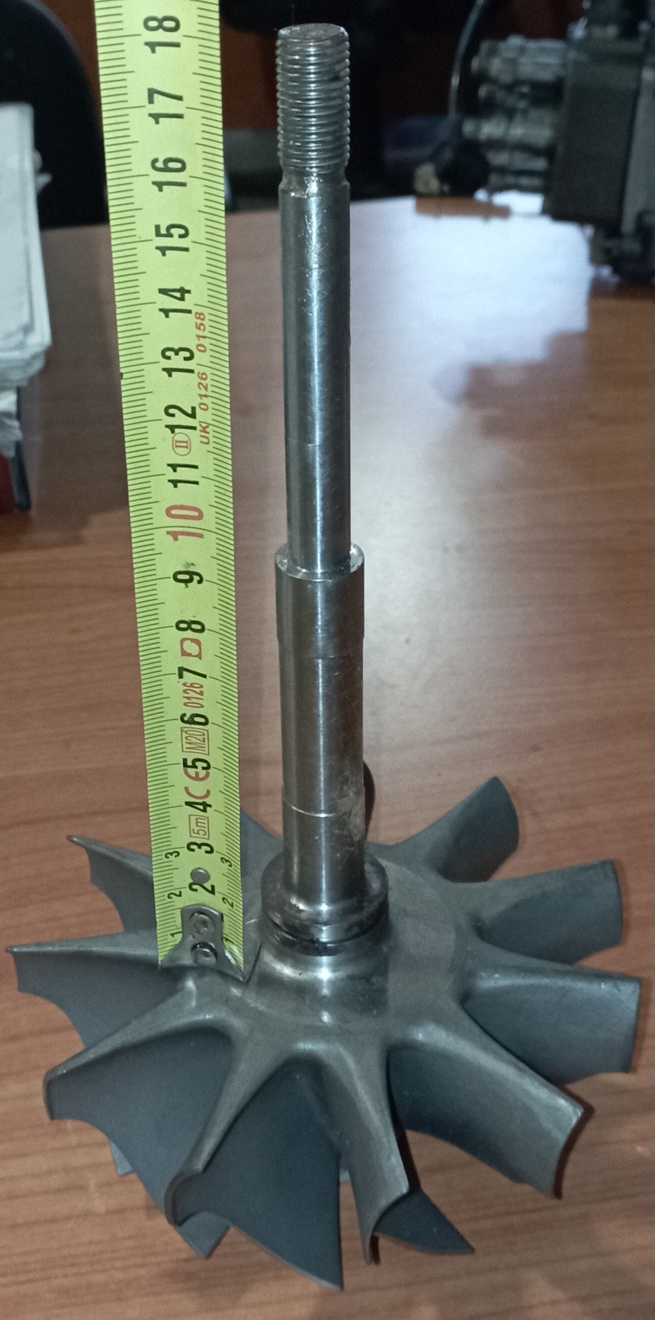 Assieme turbo Garrett girante, albero