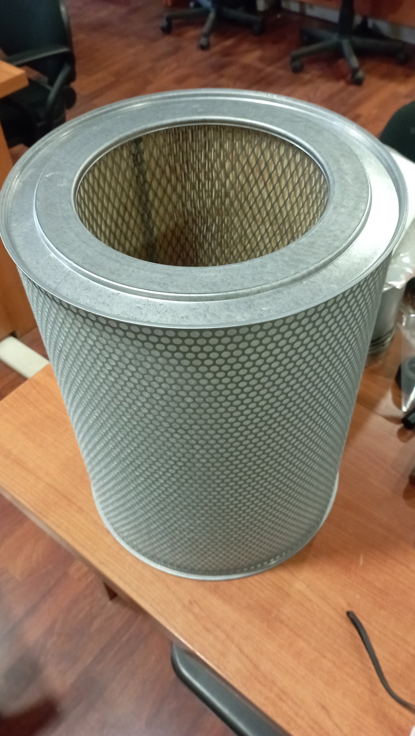 Filtro aria motore FRAM Extra Guard HD con estremità in metallo, di facile installazione con protezione avanzata del motore e prestazioni ottimali, CA250PLHD