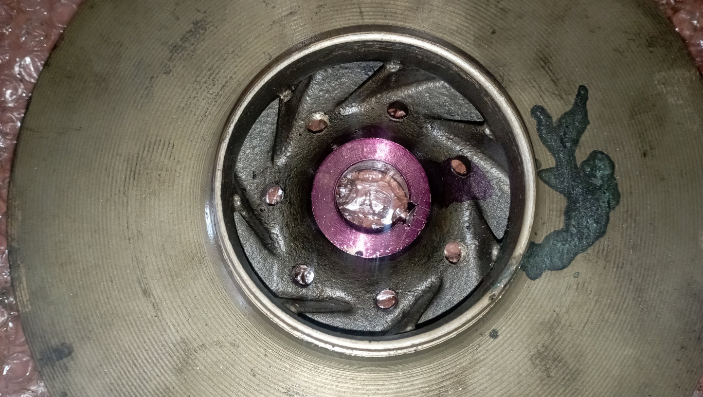 Girante in ghisa e acciaio per pompa acqua motori MWM, DEUTZ 3