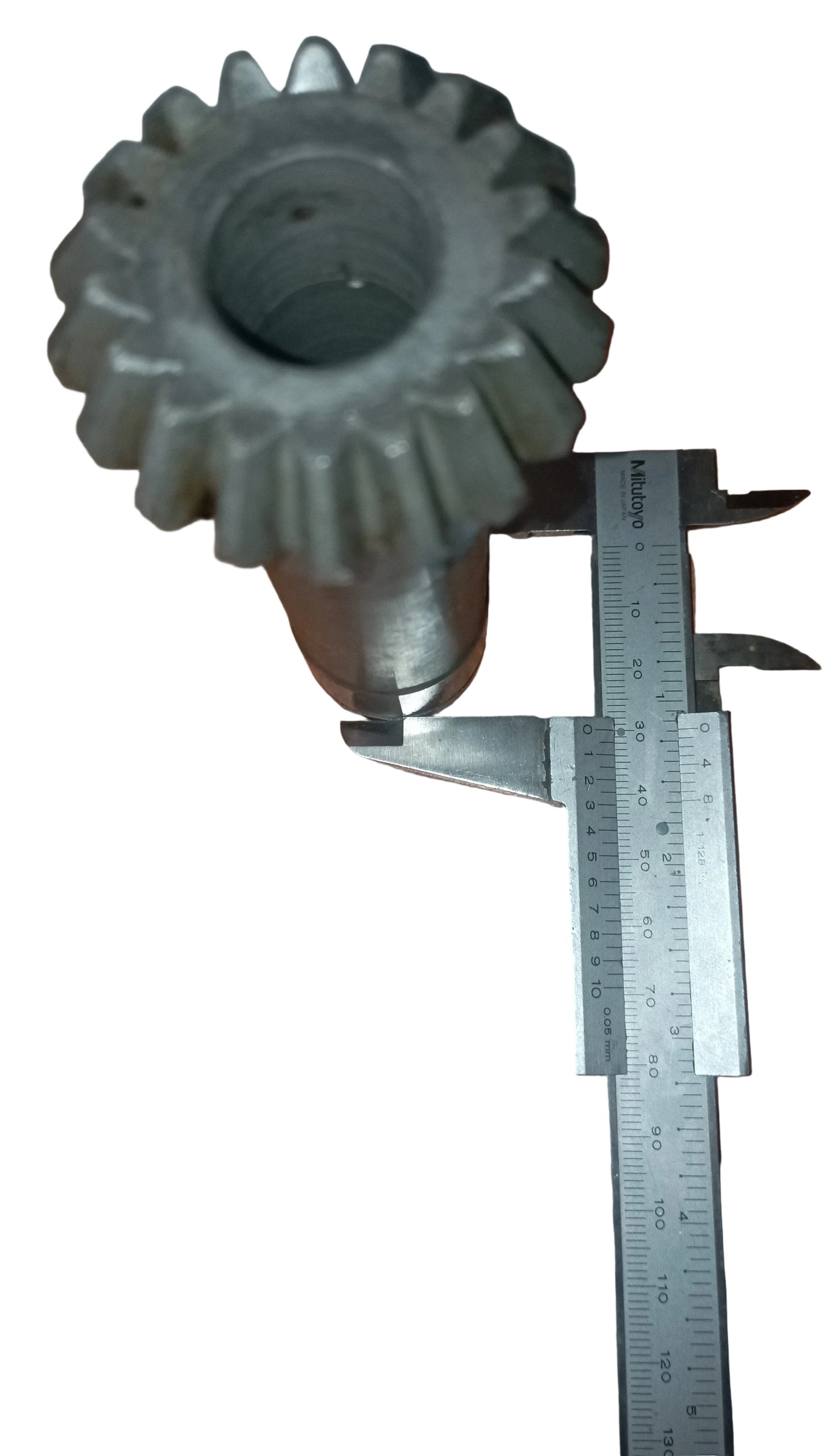 Pignone messa in moto motorino avviamento 18 denti