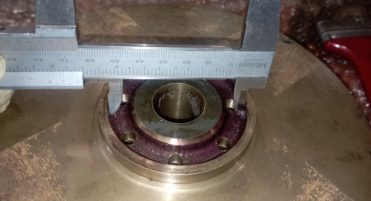 Girante in ghisa e acciaio per pompa acqua motori MWM, DEUTZ 3