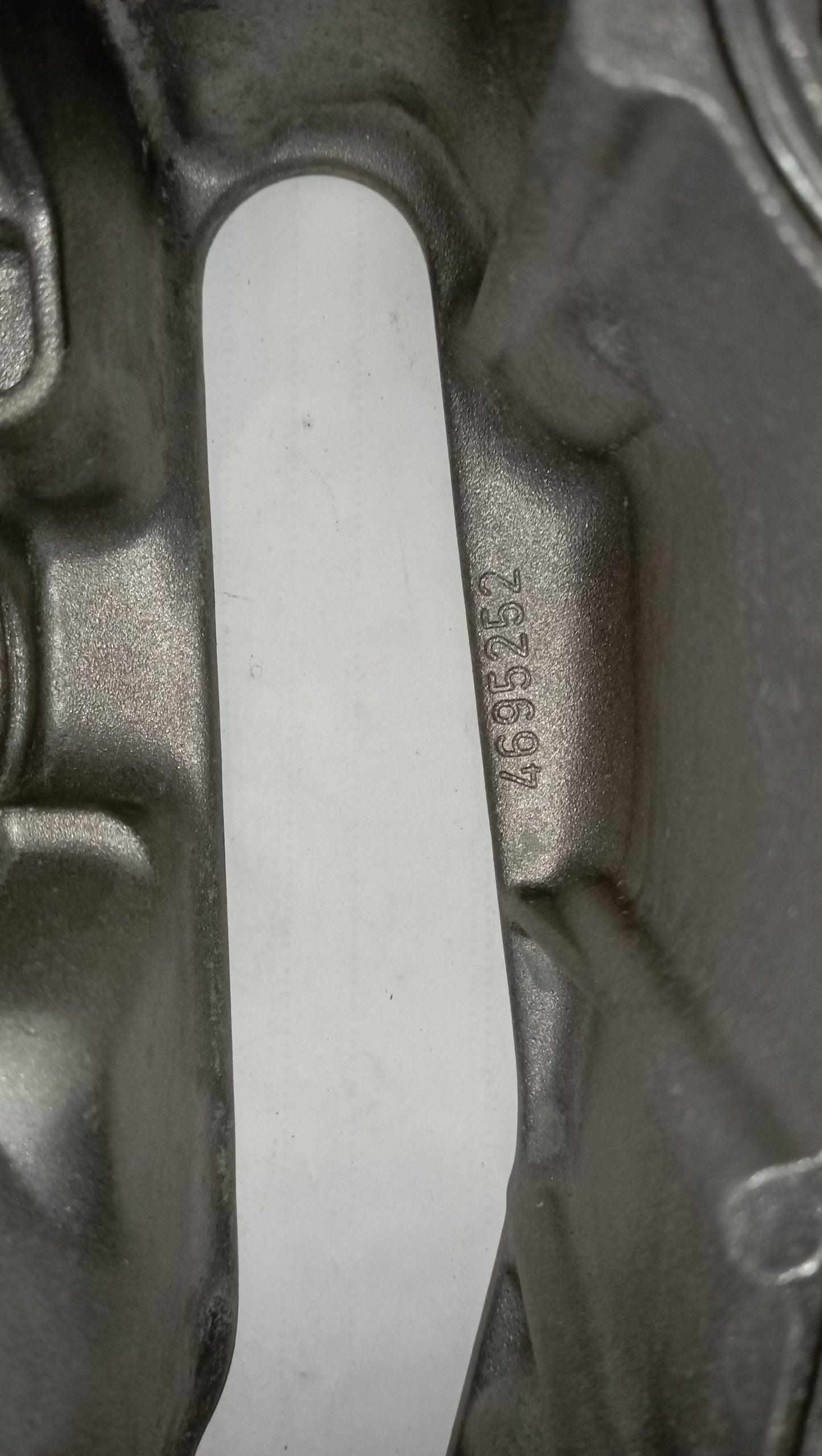 Coperchio alluminio testata motore iveco 4815663 4695252 98481108