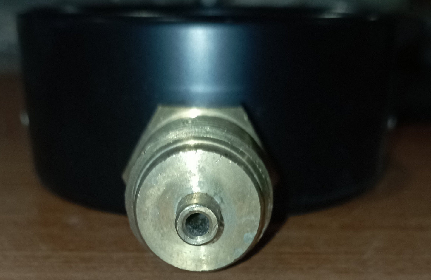 Manometro a molla WIKA, lega di rame
Versione standard