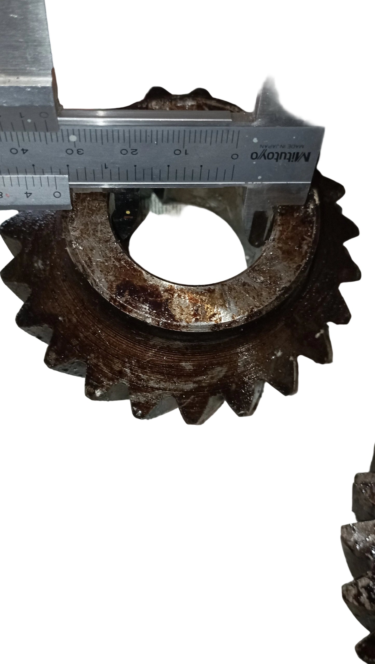 Pignone elicoidale motori Isotta Fraschini 23 denti